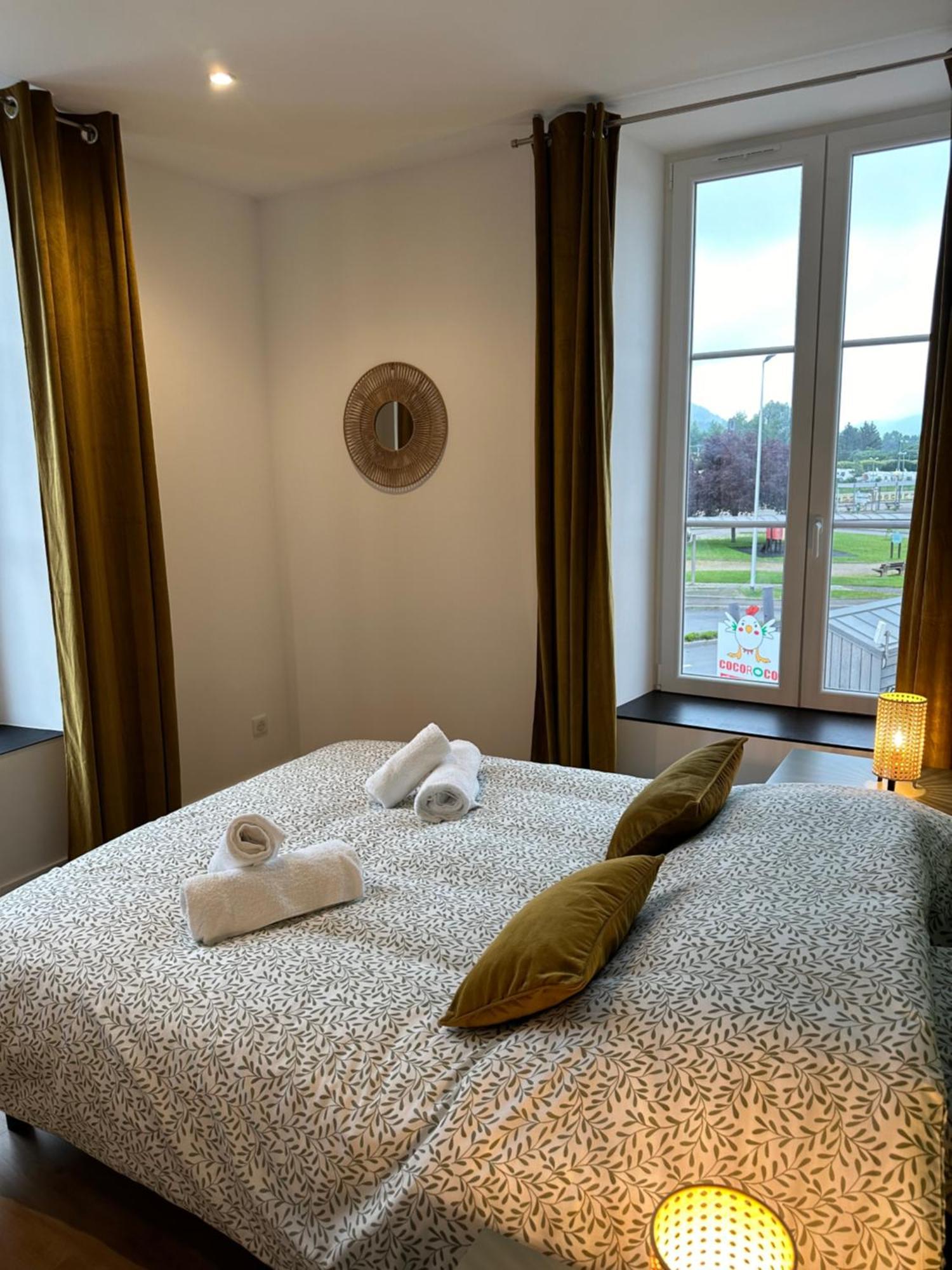 Appartement De La Gare 르미르몽 외부 사진