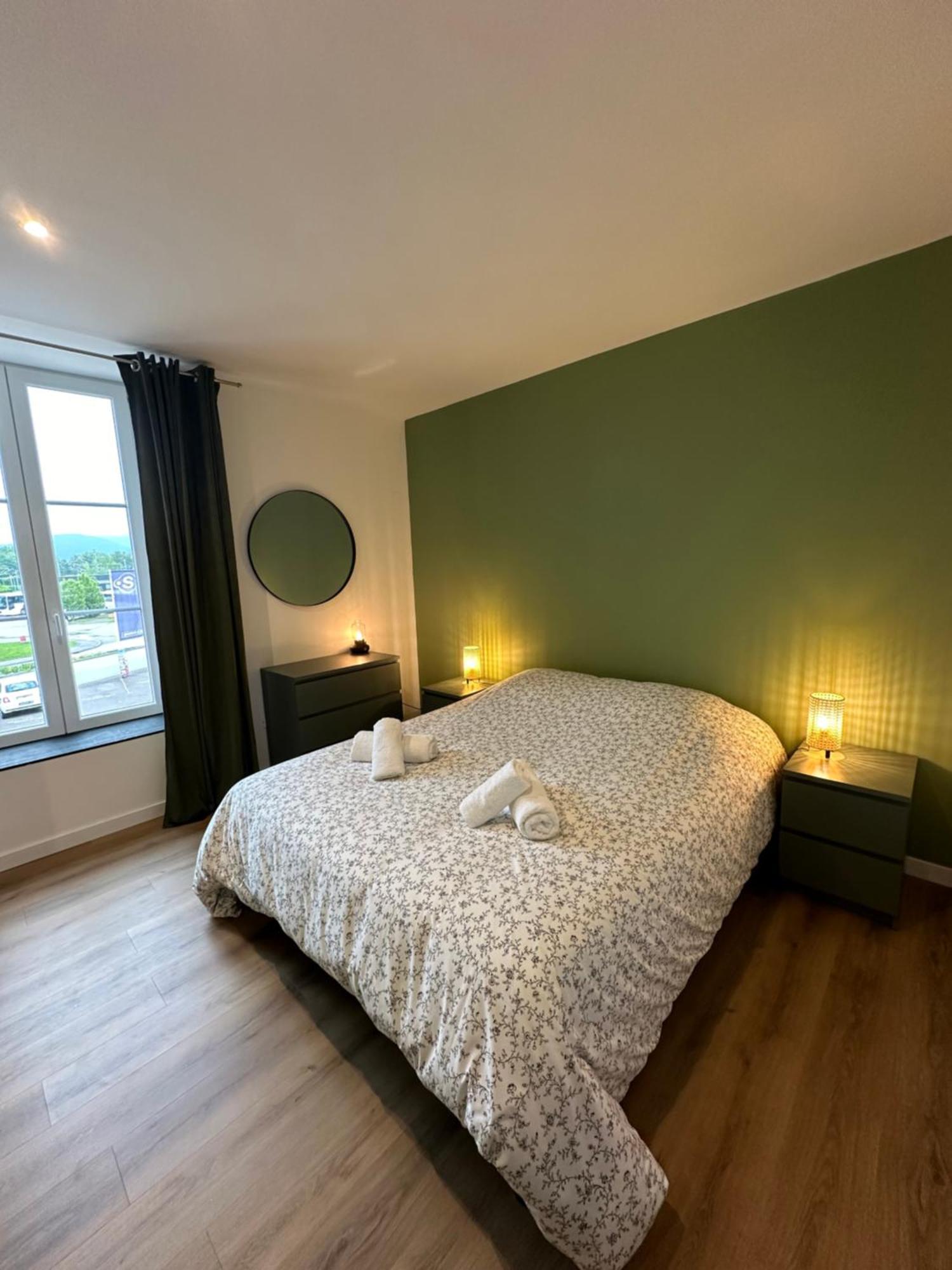 Appartement De La Gare 르미르몽 외부 사진